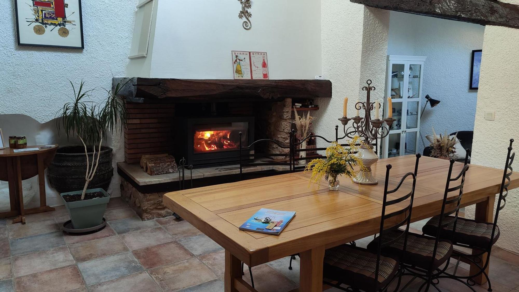 Bed and Breakfast Mas Peu Del Causse Thuir Exterior foto